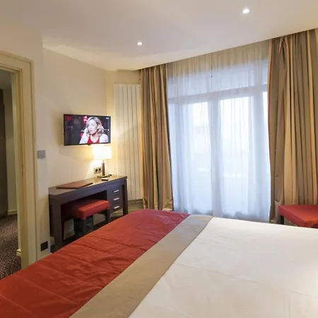 Hotel Bristol