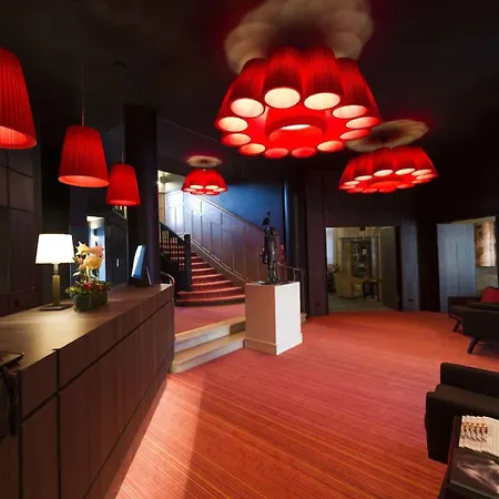 Отель Bristol 3*