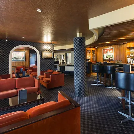 Szálloda Bristol 3*