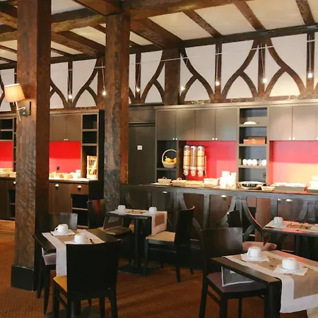 Bristol Hotel 3*