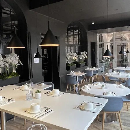 Hotel Bristol 3*