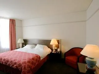 Bristol 호텔 3*